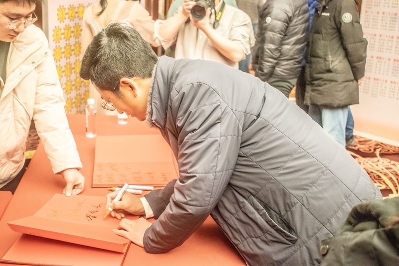 上传40.jpg